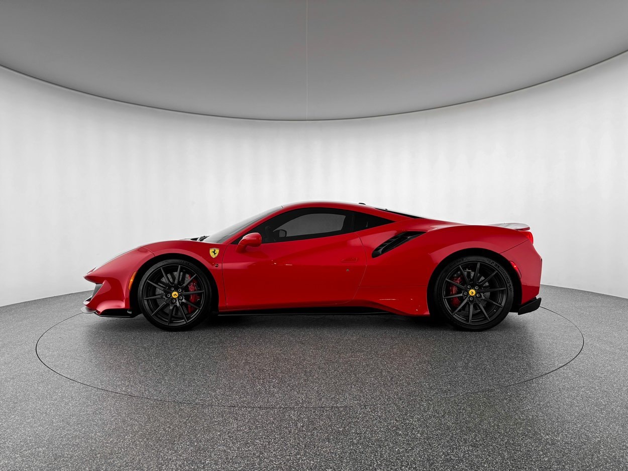 ferrari 488 pista 2019 ZFF90HLA0K0244651 image ferrari 488 pista 2019 ZFF90HLA0K0244651 image